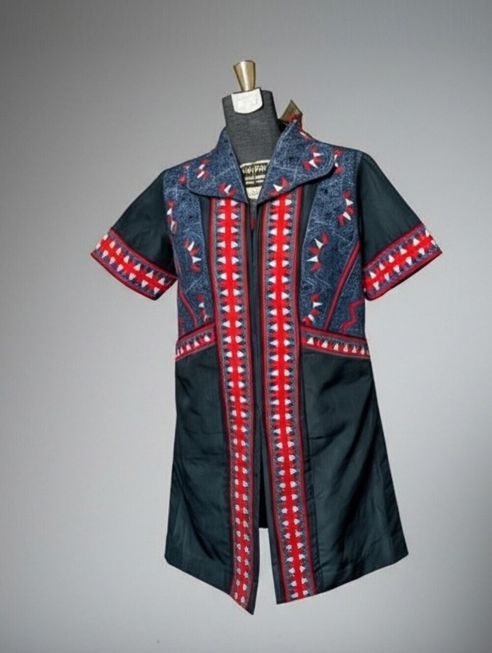 Contemporary Traditional Central Asian Turkmen Chyrpy Style Jacket Size 32 M